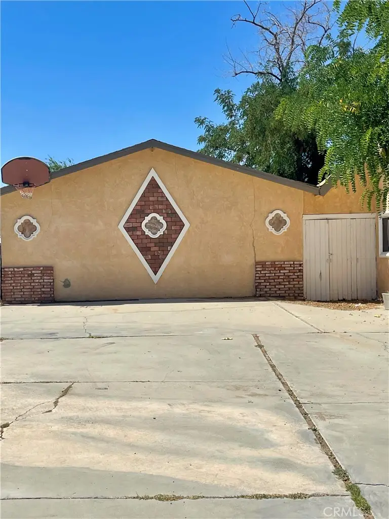 9044 E Avenue T4, Littlerock, CA 93543 - #3
