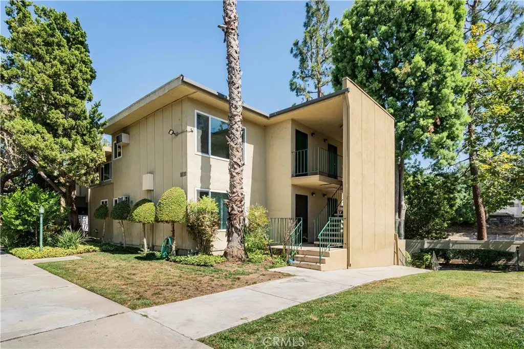 11138 Aqua Vista Street #49, Studio City, CA 91602 - Image #1