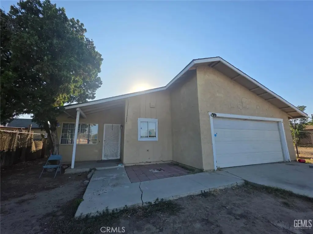 506 S Haley Street, Bakersfield, CA 93307 - #1