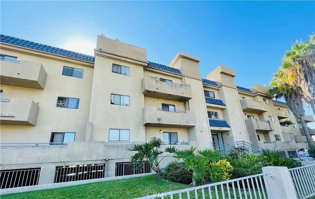 10901 Laurel Cny Blvd #209, San Fernando, CA 91340 - Image #1