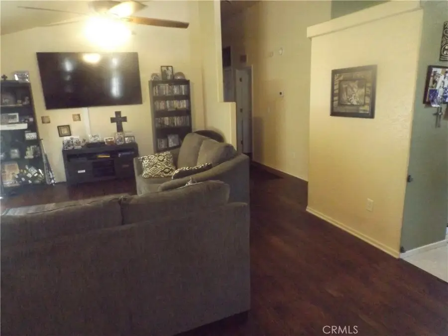 19842 Canyon View Drive, Canyon Country, CA 91351 - Image #2