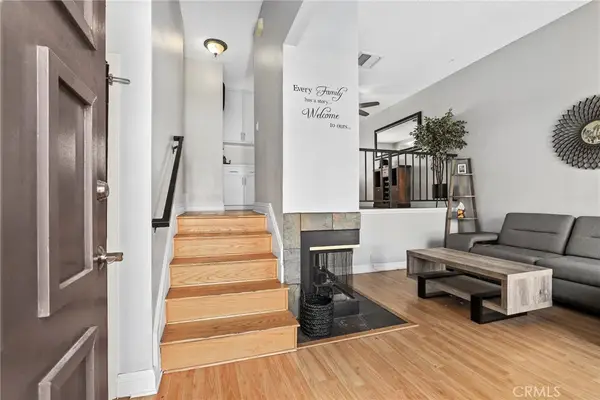 27614 Nugget Drive #3, Canyon Country, CA 91387