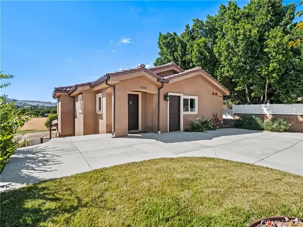 12511 125111/2 Haleh Lane, Sylmar, CA 91342