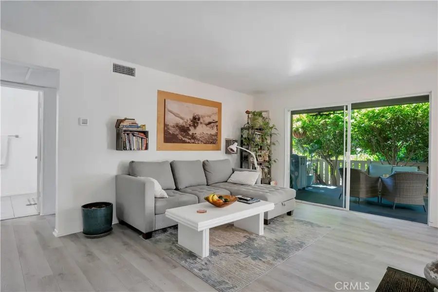 291 Sequoia Court #13, Thousand Oaks, CA 91360 - Image #2