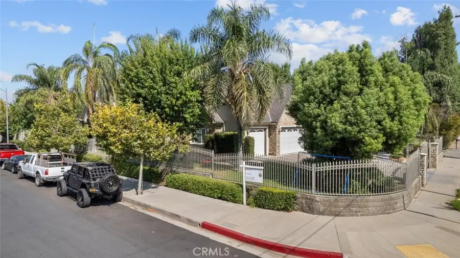 10501 Oklahoma Avenue, Chatsworth, CA 91311 - Image #2