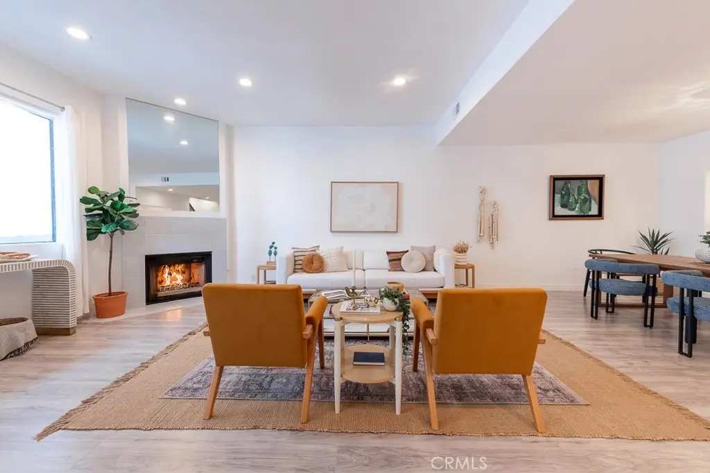 839 Larrabee Street #6, West Hollywood, CA 90069 - Image #1