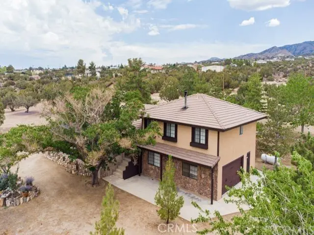 984 Pinon Rd, Pinon Hills, CA 92372 - Image #1