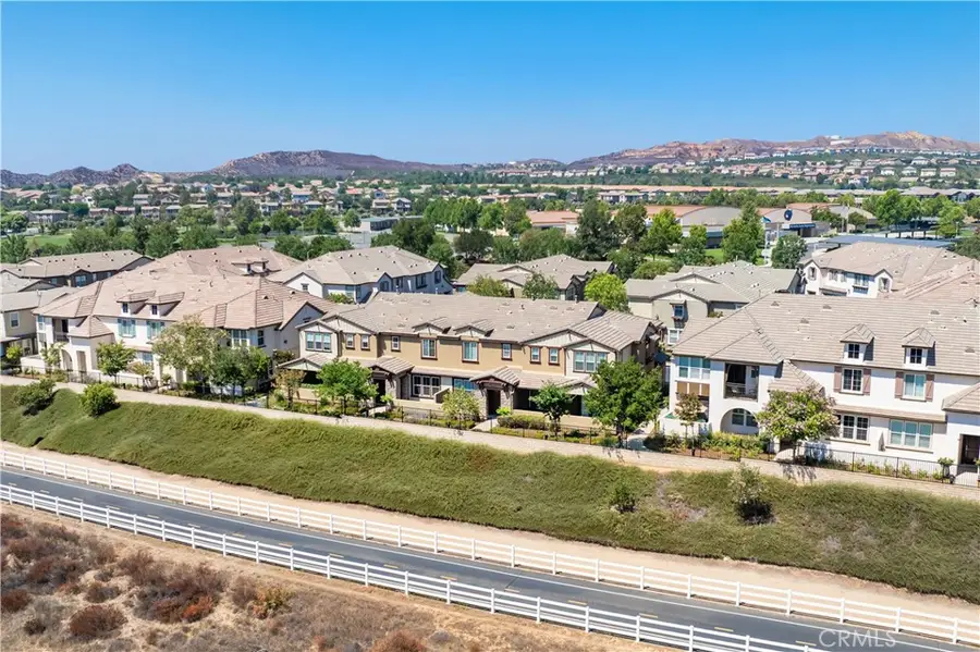 28648 Pietro Drive, Valencia, CA 91354 - Image #3