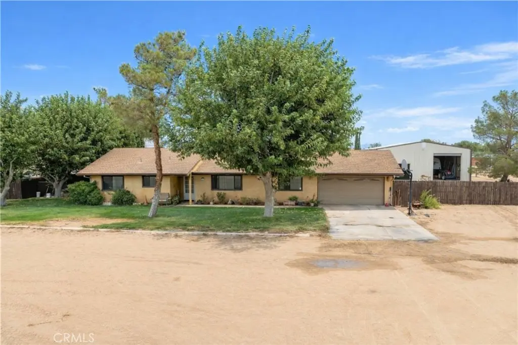 8155 W Avenue E, Lancaster, CA 93536 - #1