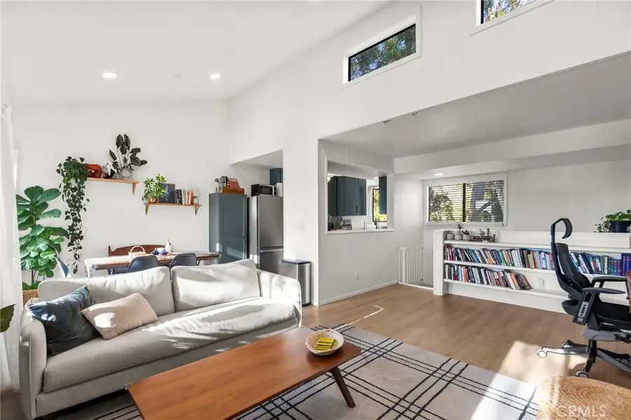 6475 Twin Circle Lane #3, Simi Valley, CA 93063 - Image #2