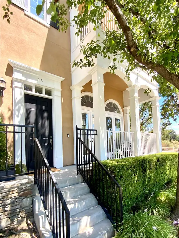 24024 Bridgeport Lane #25, Valencia, CA 91355