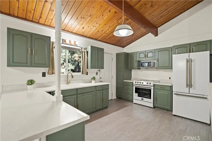 1628 Freeman Dr, Pine Mountain Club, CA 93222 - #2