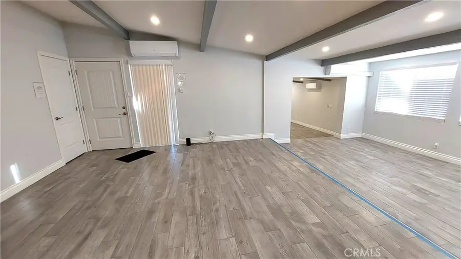 8649 Cantaloupe Avenue, Panorama City, CA 91402 - Image #3