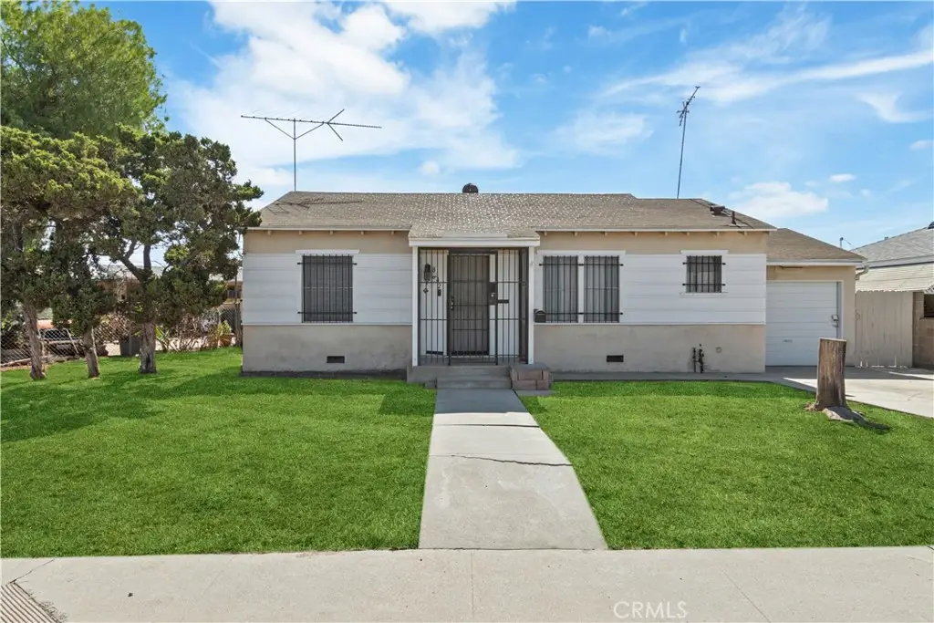 8942 Ilex, Sun Valley, CA 91352 - #1