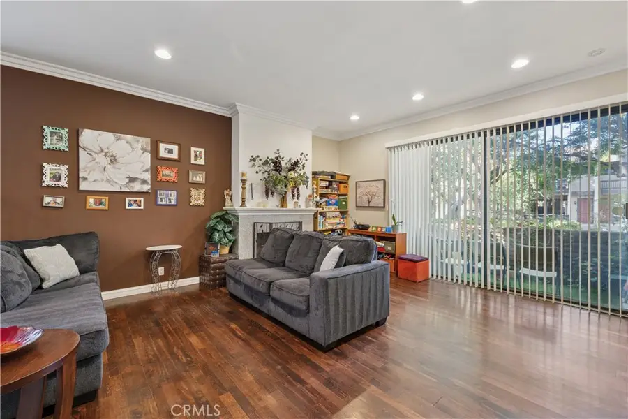 21900 Marylee #281, Woodland Hills, CA 91367 - Image #2