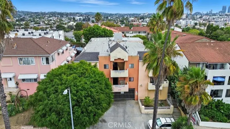 542 N Normandie Avenue, Los Angeles, CA 90004 - Image #3