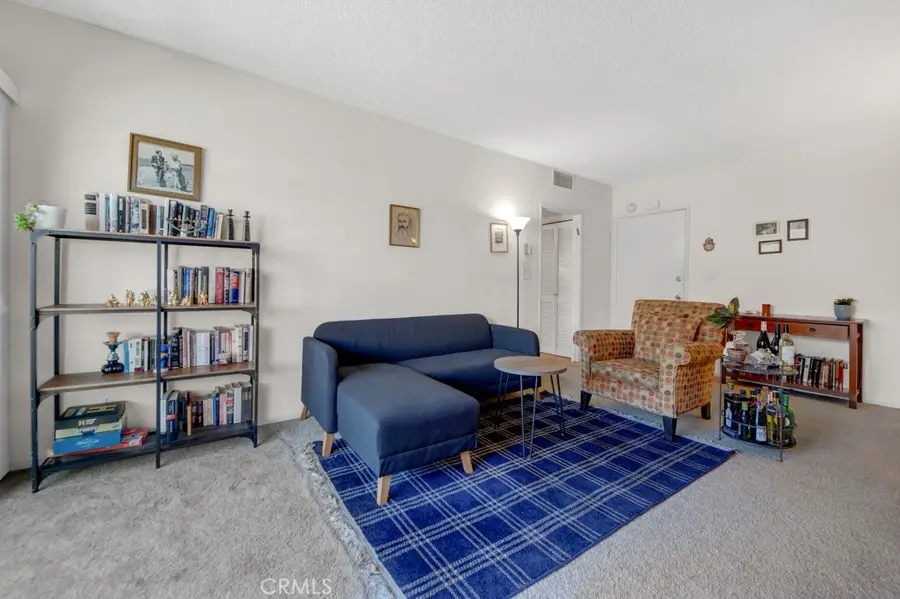 5349 Newcastle Avenue #42, Encino, CA 91316 - Image #3