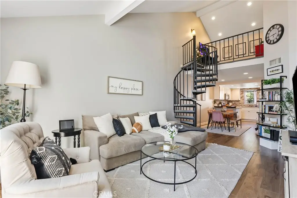 18108 Erik #586, Canyon Country, CA 91387 - Image #1