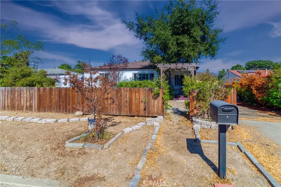 9906 Wealtha Avenue, Sun Valley, CA 91352 - Image #2