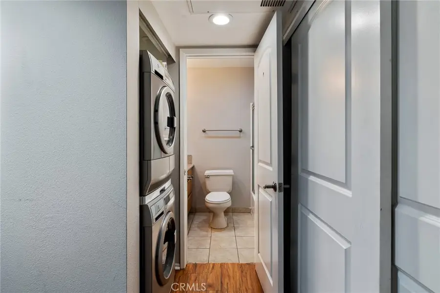 5325 Newcastle Avenue #319, Encino, CA 91316 - Image #3