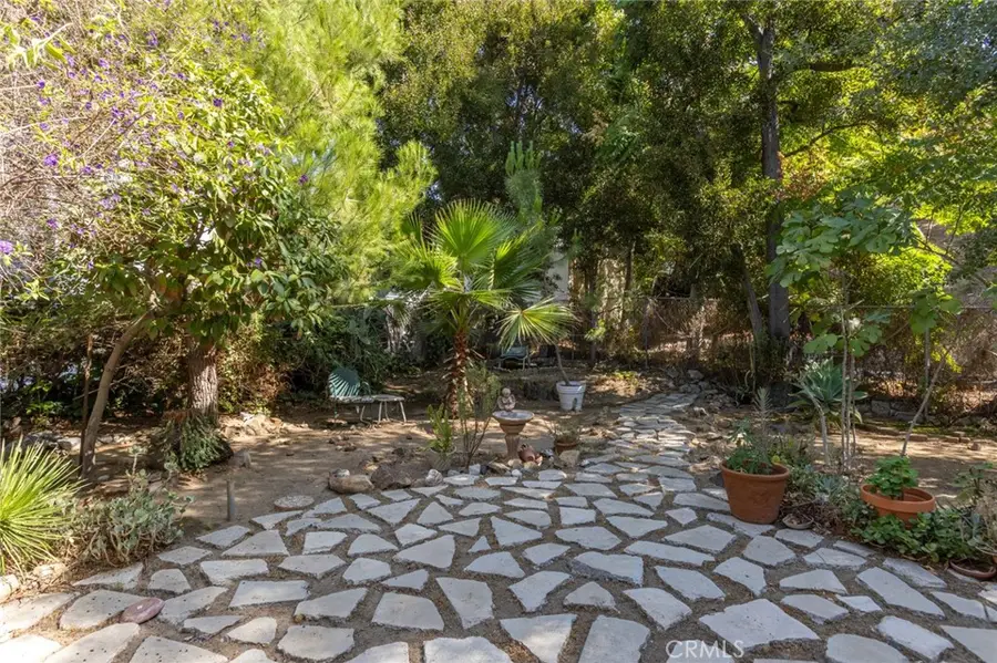 2102 Holly Drive, Los Angeles, CA 90068 - #2