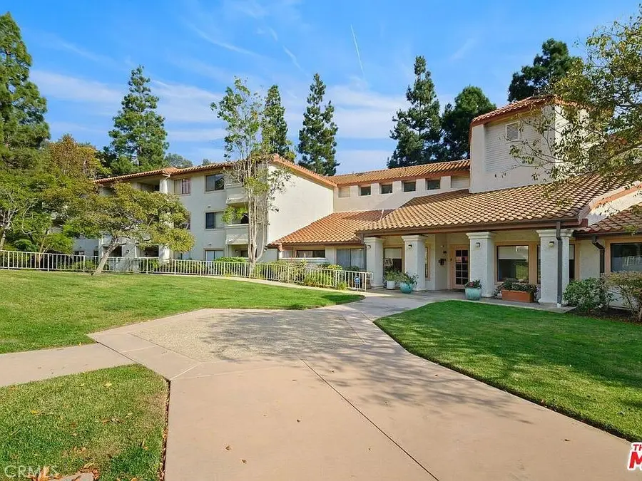 501 501 Palisades Drive, Pacific Palisades, CA 90272 - Image #2