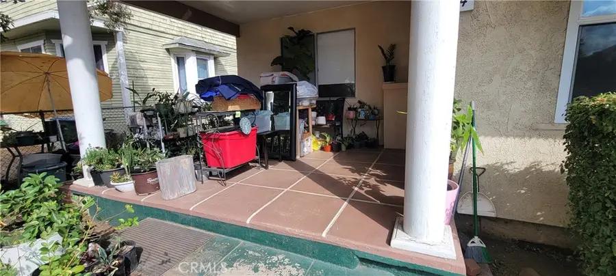 124 N Parkwood, Pasadena, CA 91107 - Image #3