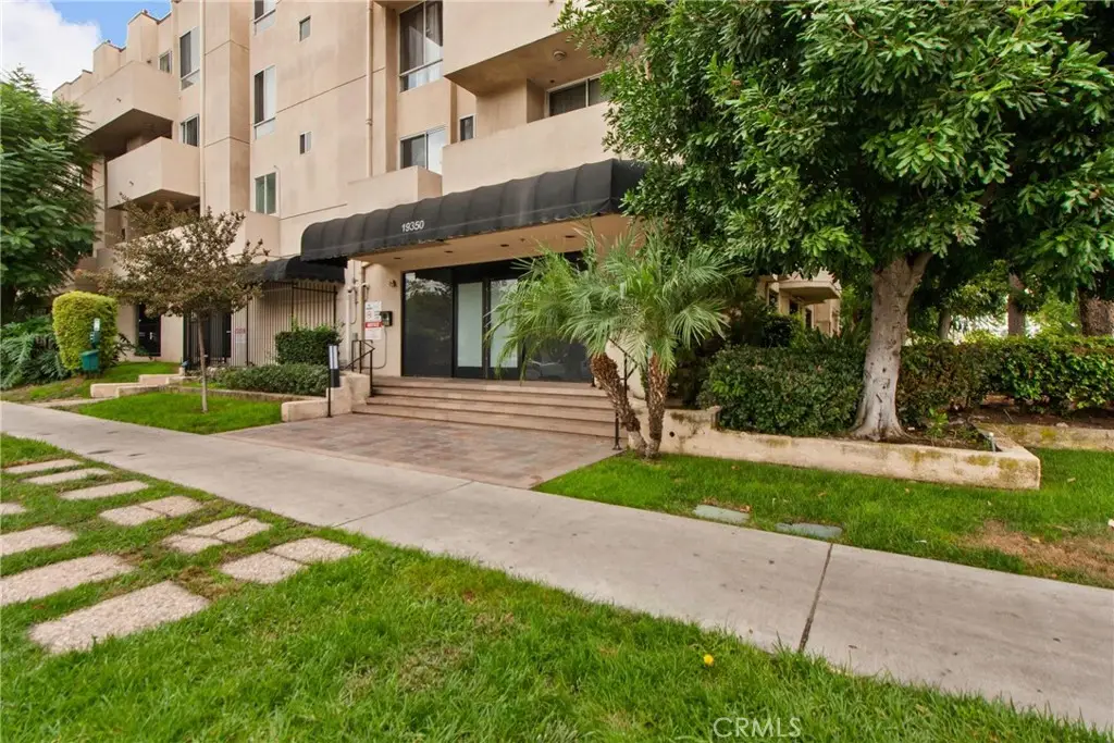 19350 Sherman Way #125, Reseda, CA 91335 - Image #1