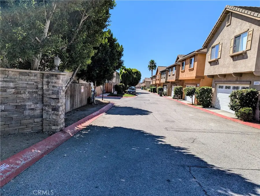 13717 Deane Lane, Sylmar, CA 91342 - #3