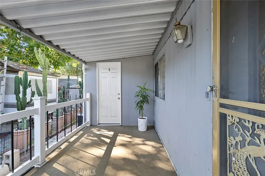 300 E. Arbor Street #12, Long Beach, CA 90805 - Image #2