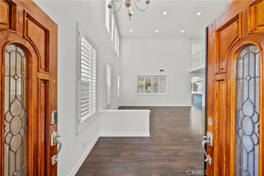 20250 Wynfreed Lane, Porter Ranch, CA 91326 - Image #3