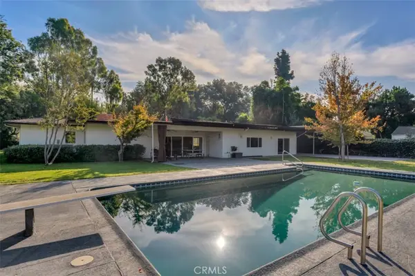 8359 Melvin Avenue, Northridge, CA 91324