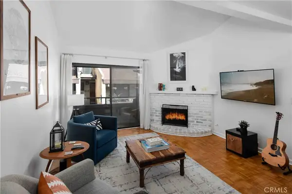 7135 Firmament #25, Van Nuys, CA 91406