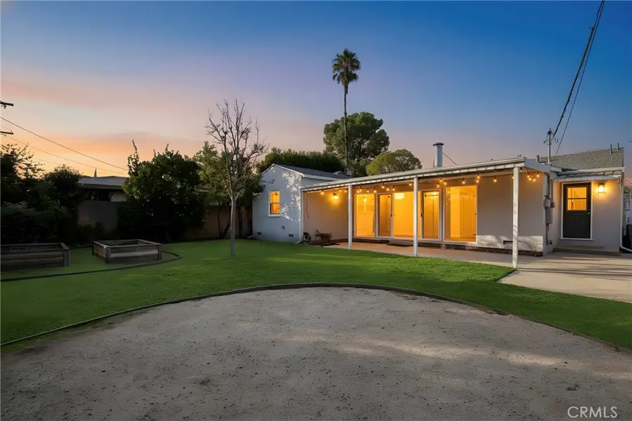 12420 Killion Street, Valley Village, CA 91607 - Image #3