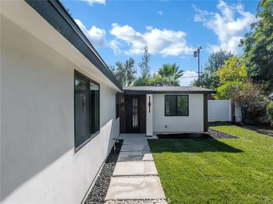 20528 & 20526 Hamlin Street, Winnetka, CA 91306 - Image #2