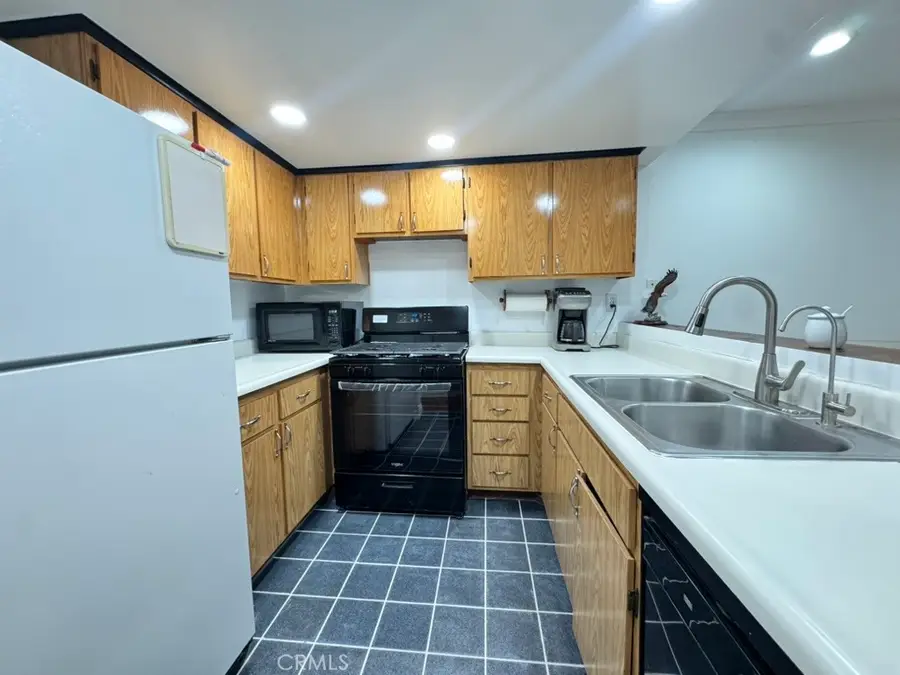 18209 Sierra Hwy #82, Canyon Country, CA 91351 - Image #3