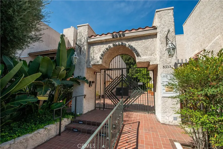 5333 Zelzah Avenue #102, Encino, CA 91316 - #2