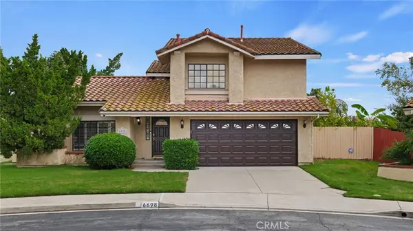 6698 Summerhill Court, Oak Park, CA 91377