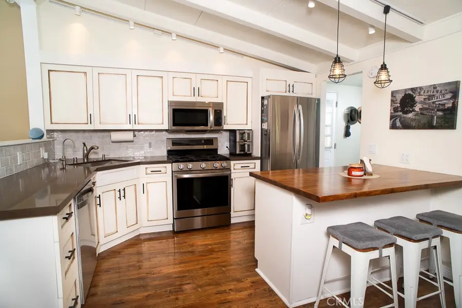 13232 Desmond Street, Pacoima, CA 91331 - Image #3