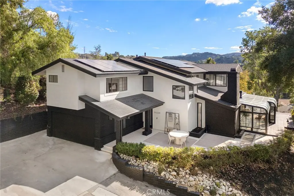 23229 8th Street, Newhall, CA 91321 - Image #1