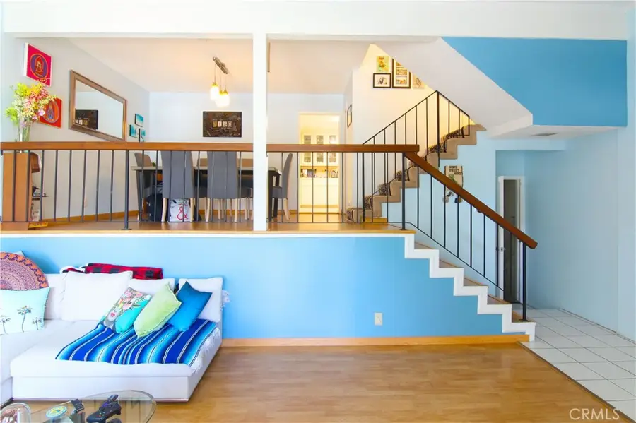 18425 Saticoy Street #4, Reseda, CA 91335 - Image #3