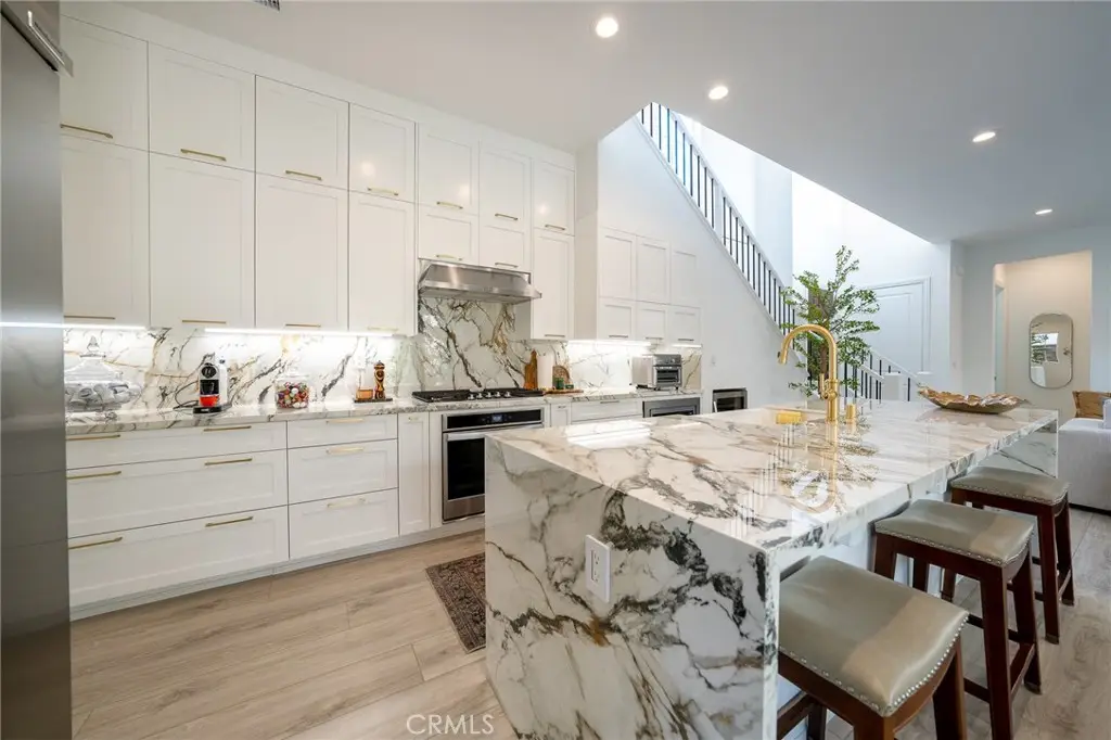 20811 W Bur Oak, Porter Ranch, CA 91326 - Image #1