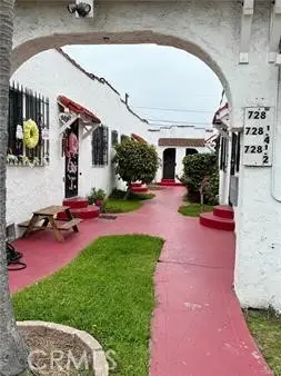 726 W 76th, Los Angeles, CA 90044 - Image #3