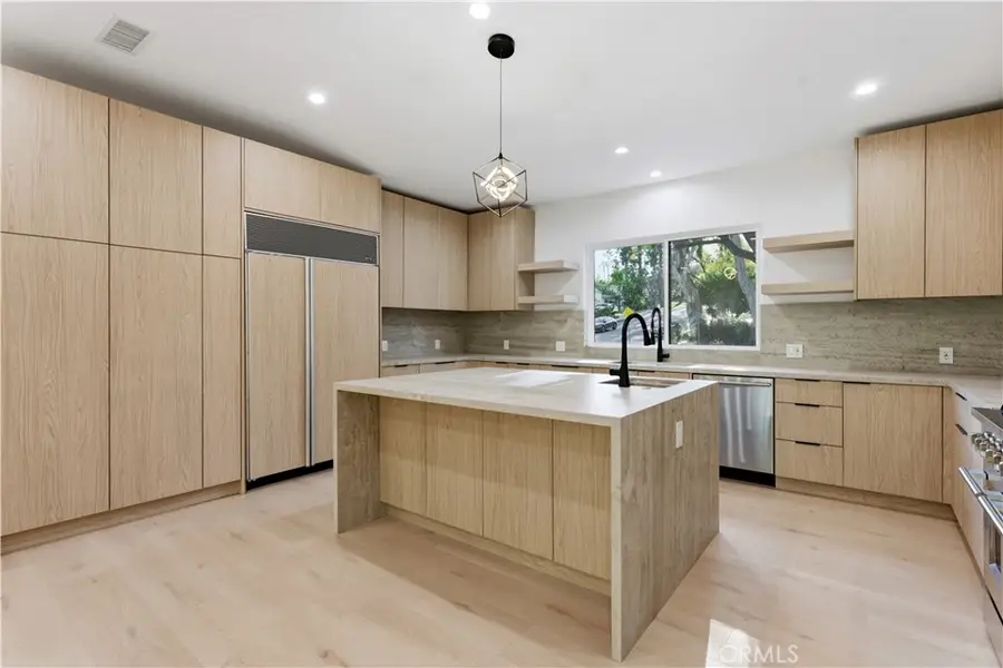 18653 Palomino Drive, Tarzana, CA 91356 - #3