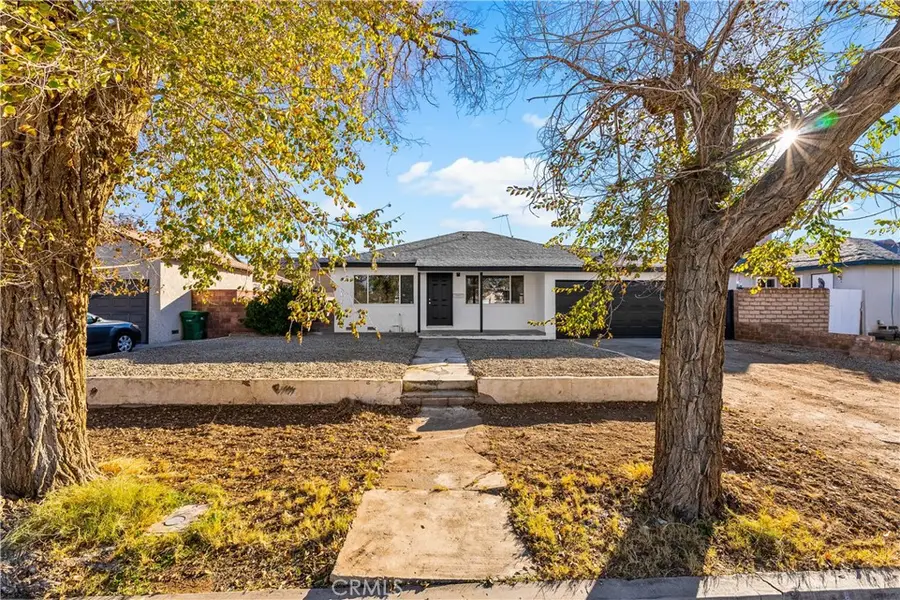 638 W Avenue H, Lancaster, CA 93534 - Image #2