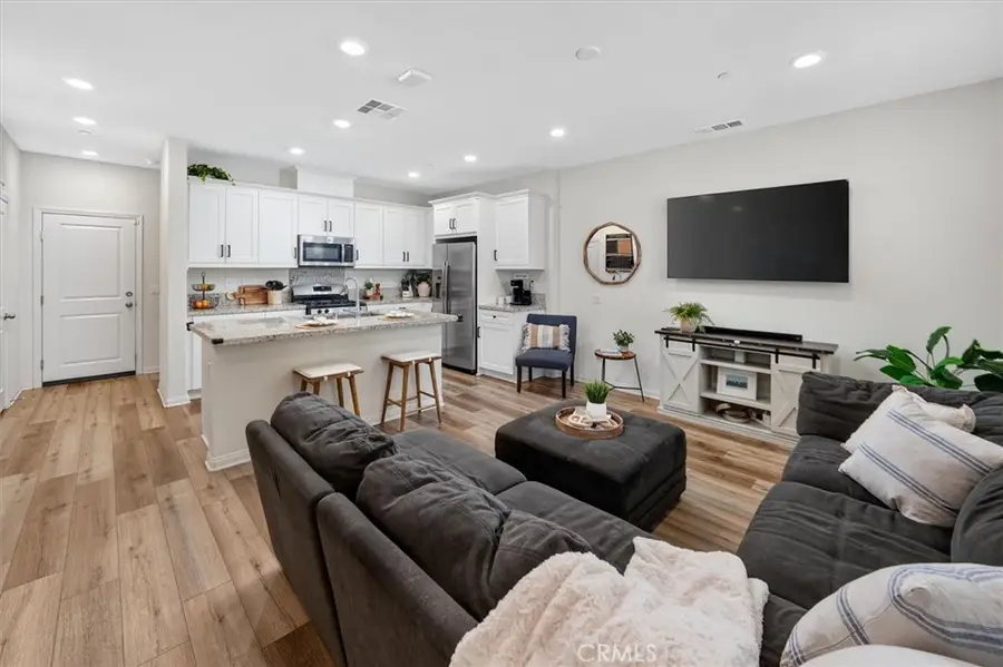 22812 Harvest Mill, Saugus, CA 91350 - Image #3