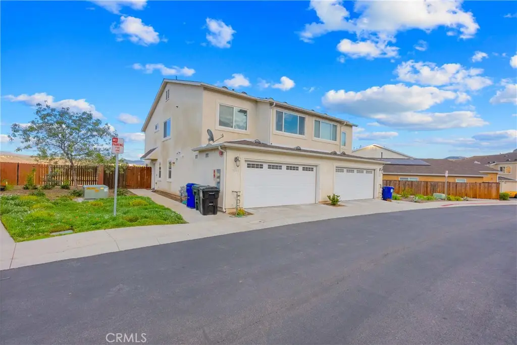 26142 Gravett Place, Saugus, CA 91350 - Image #1