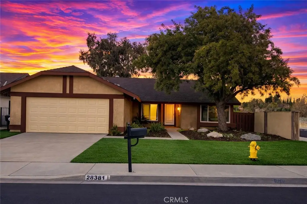 28381 Robin, Saugus, CA 91350 - #1