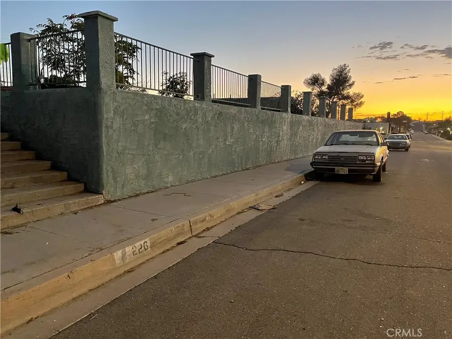 226 E Fredricks, Barstow, CA 92311 - #3