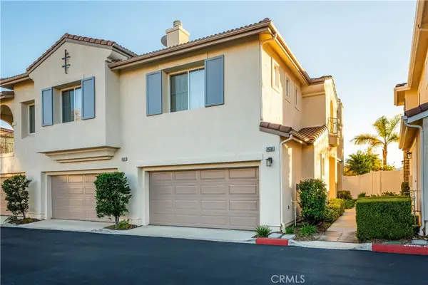 24332 Lorenzo, Valencia, CA 91355